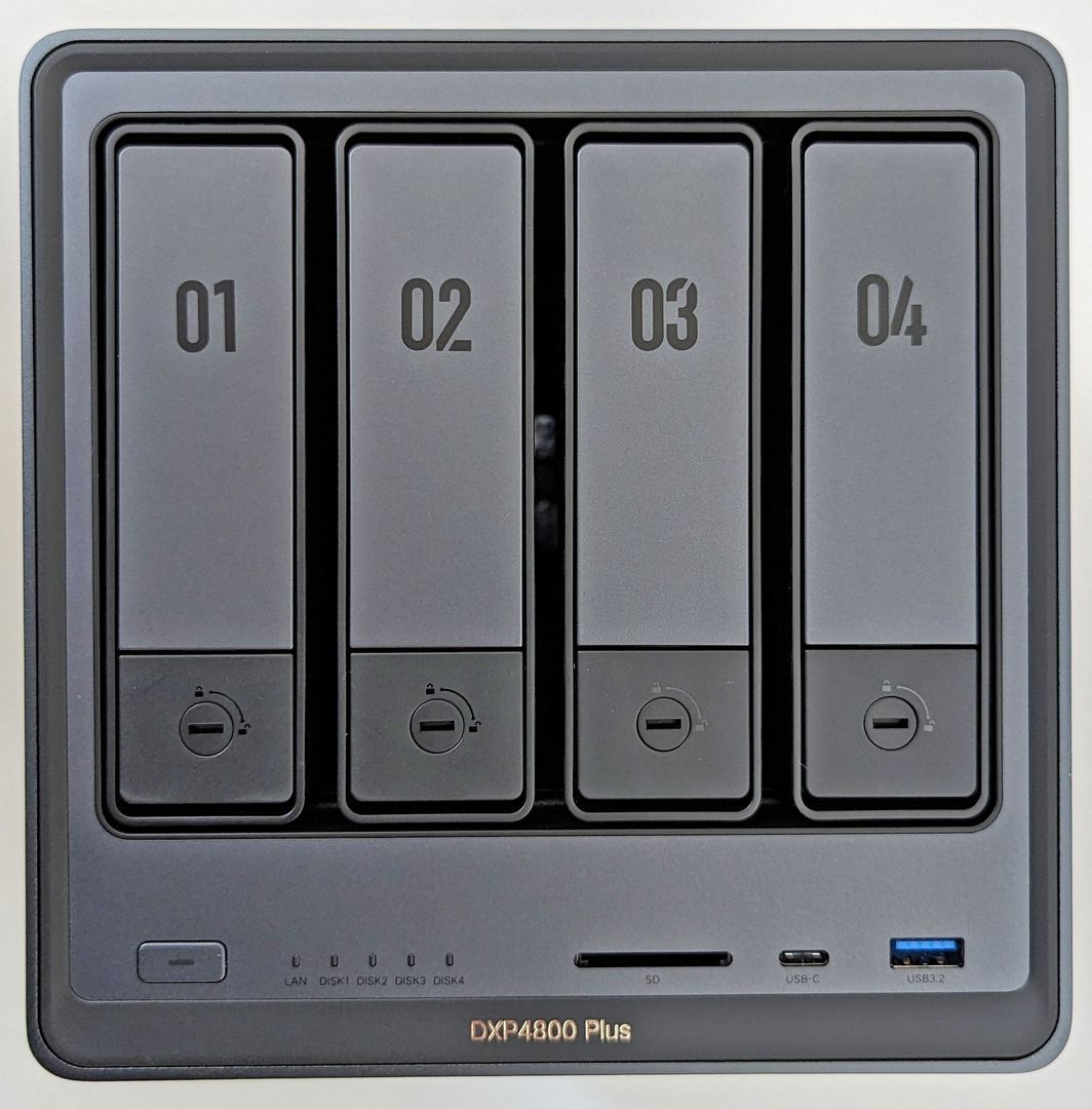 Ugreen NASync DXP4800 Plus Review - Exterior | TechPowerUp