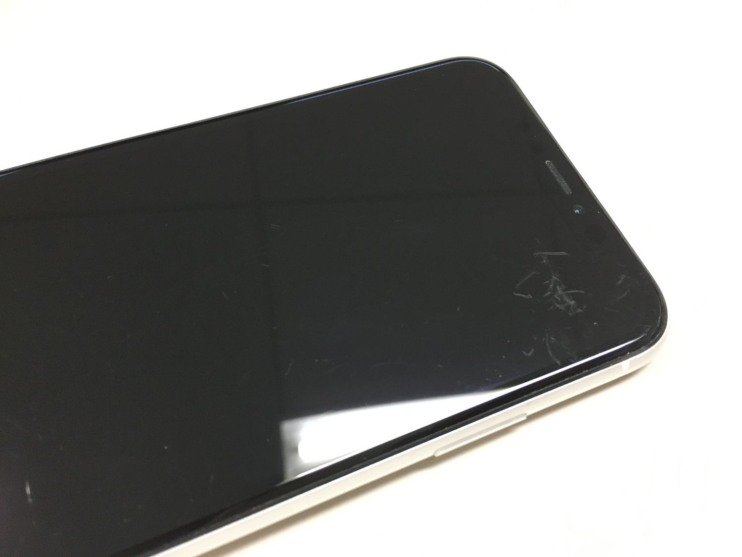 ムスビー｜【モバイルBOX】電池88％ SIMフリー iPhoneXR 64GB ホワイト