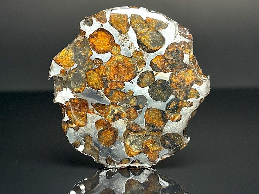 ケニア産 セリコパラサイト隕石 / Sericho Pallasite Meteorite