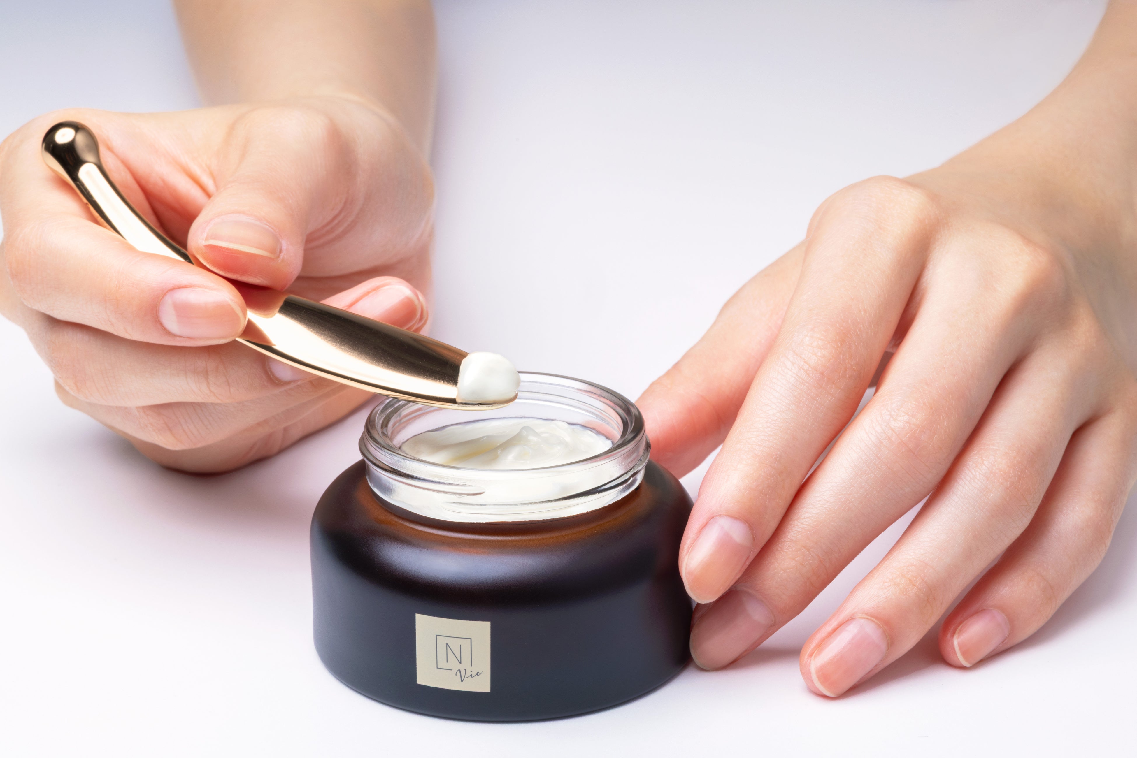 N organic、ヒアルロン酸を“立て直す・与える”のWアプローチで肌の