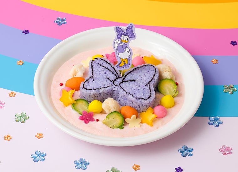 ディズニーキャラクター「ミニーマウス」と「デイジーダック」の