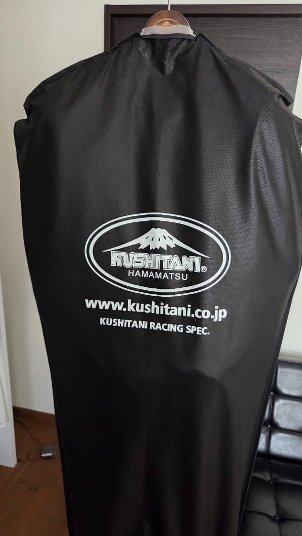 クシタニ　K-0086XX ACCRETE SUIT ブラック XLサイズ　美品 入荷速報】新作レザースーツ！K-0086XX アクリートスーツ！：KUSHITANI