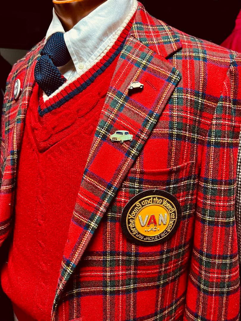 VAN JACKET ブレザーエンブレム人気の丸VAN大変貴重！デッドストック品 VAN Jacket - 希少！VAN JACKETヴィンテージ獅子ブレザーエンブレム