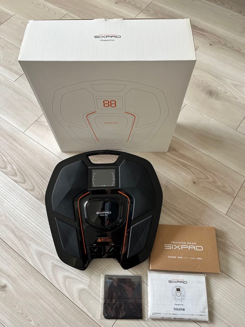 ★SIXPADフットフィット箱付き美品 SIXPAD（シックスパッド） ○公式ストア○ フットフィット 3 ヒート