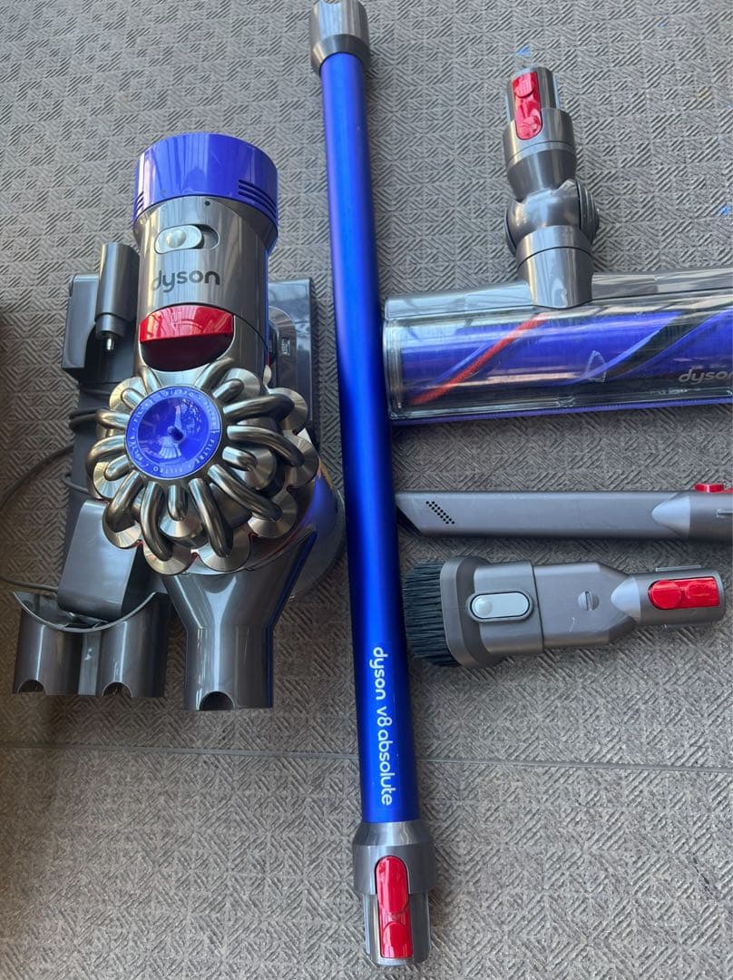 dyson ダイソン SV10 V8 コードレスクリーナー Dyson V8 Slim™ Fluffy Black (SV10K EXT BK) | 掃除機 |ダイソン公式