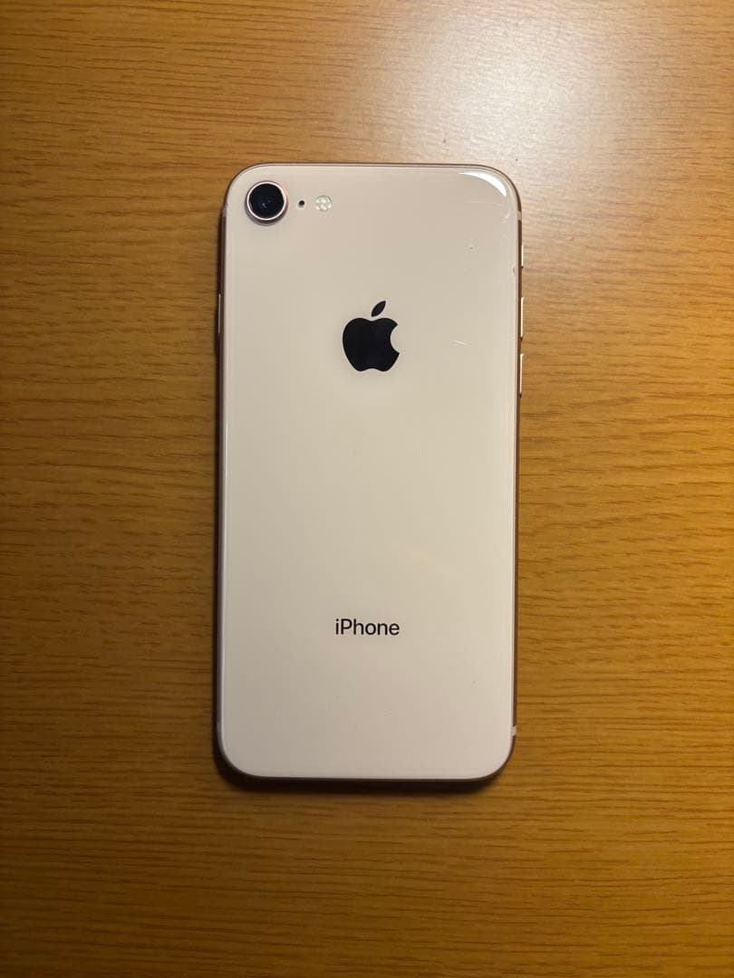iPhone 8 ゴールド 本体64GB.SIMフリー　最大容量86% Amazon | 【整備済み品】 Apple iPhone 8 64GB ゴールド SIMフリー