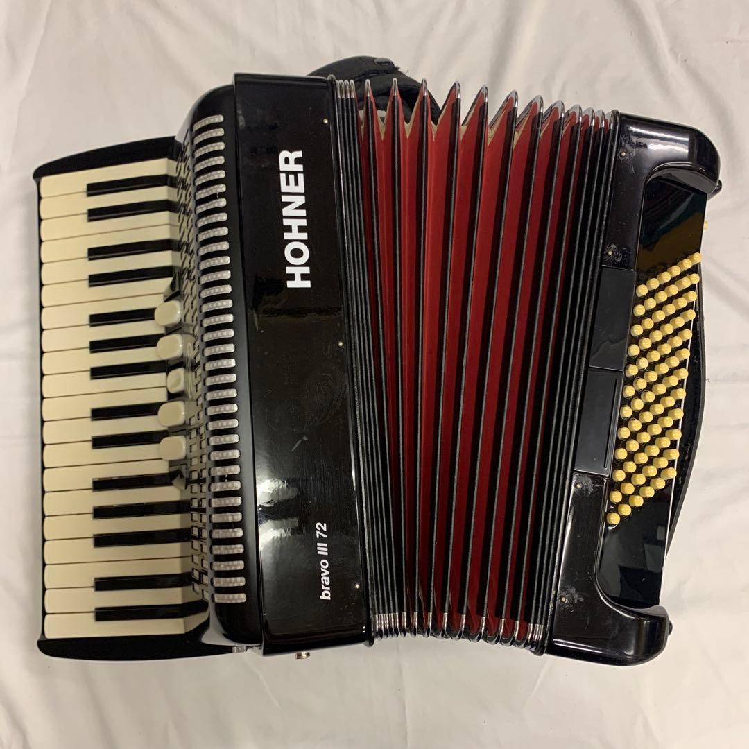 Hohner Bravo III 72 アコーディオン　 34鍵 72ベース HOHNER BRAVO III/72 【アコーディオン】 - 谷口楽器