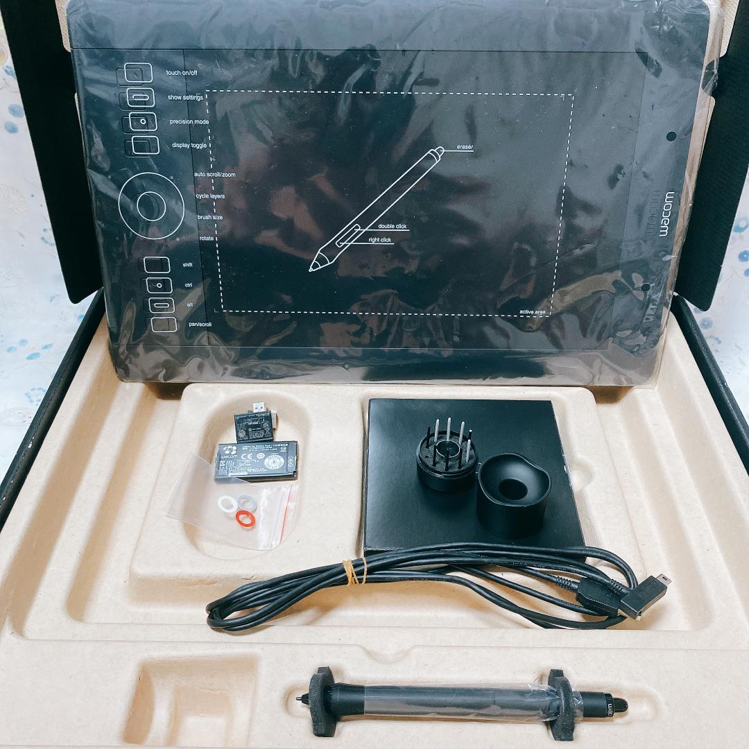 Wacom ペンタブレット INTUOS PTH-651 medium Mサイズ Amazon.co.jp: wacom Intuos Pro medium Mサイズ PTH-651/K0
