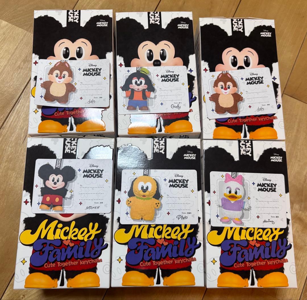 DISNEY 新品 ミッキーファミリー ぬいぐるみ コンプリート 6点セット DISNEY 新品 ミッキーファミリー ぬいぐるみ コンプリート 6点セット