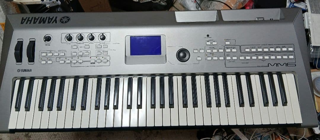 値下！ヤマハ　MM6 ミュージックシンセサイザー　ACアダプタ　ソフトケース付 YAMAHA MODX M6 (61鍵盤) 純正ソフトケースセット (SC-MODX M6) レイン