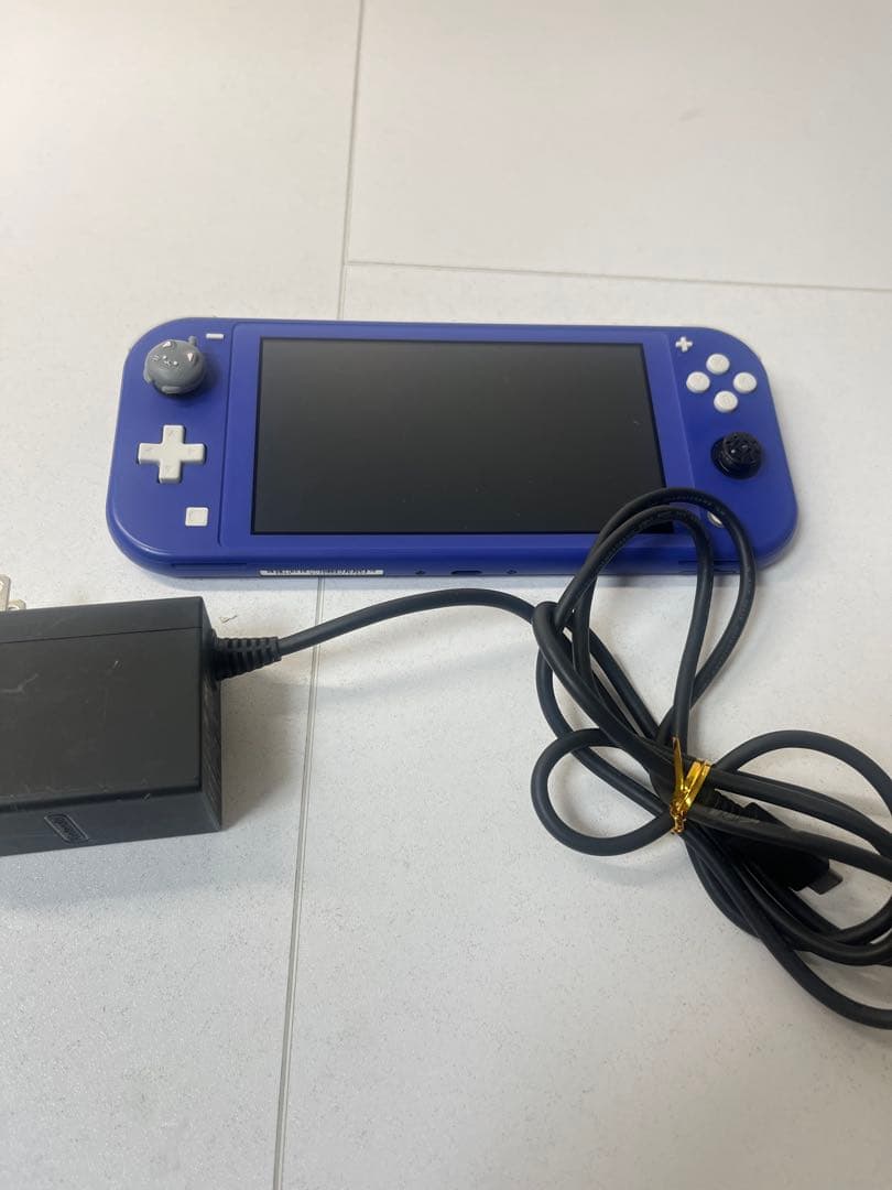 [現状品] Nintendo Switch Lite ブルー Amazon.co.jp: Nintendo Switch Lite ブルー : ゲーム